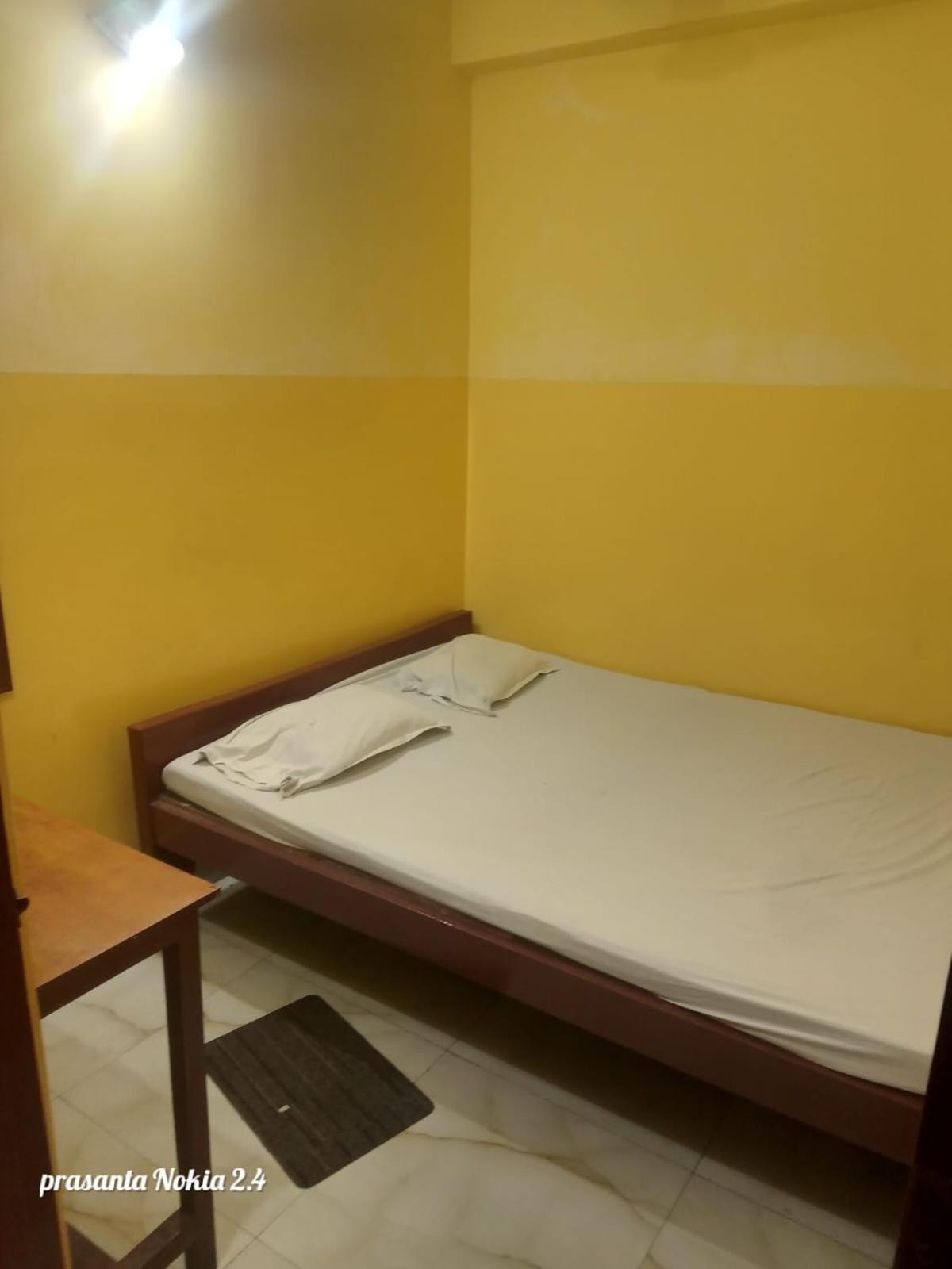 Hotel Narendra Niketan Kalkuta Zewnętrze zdjęcie