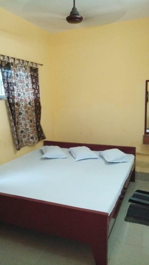 Hotel Narendra Niketan Kalkuta Zewnętrze zdjęcie